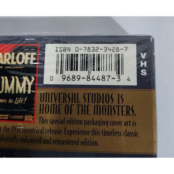 VHS The Mummy 1932 Version Universal Glow In The Dark 8" Figure Both Sealed - Picture 11 of 15